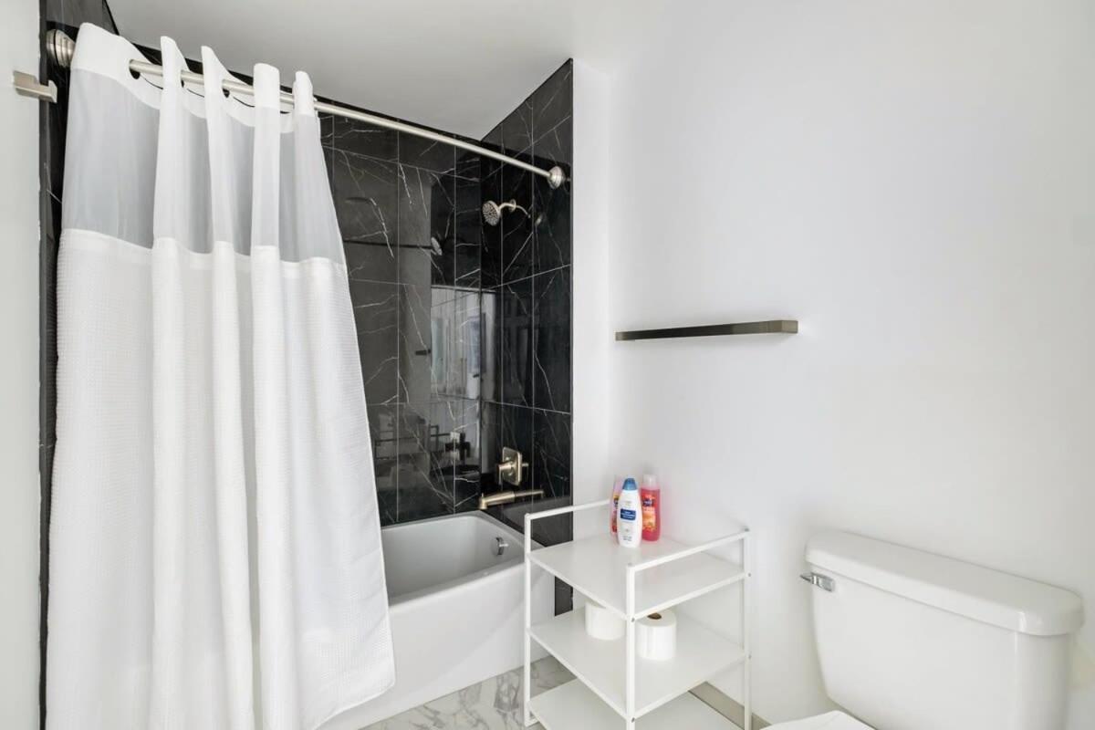 שרלוט 4B 3Ba Premium Family Apartment With Gym מראה חיצוני תמונה